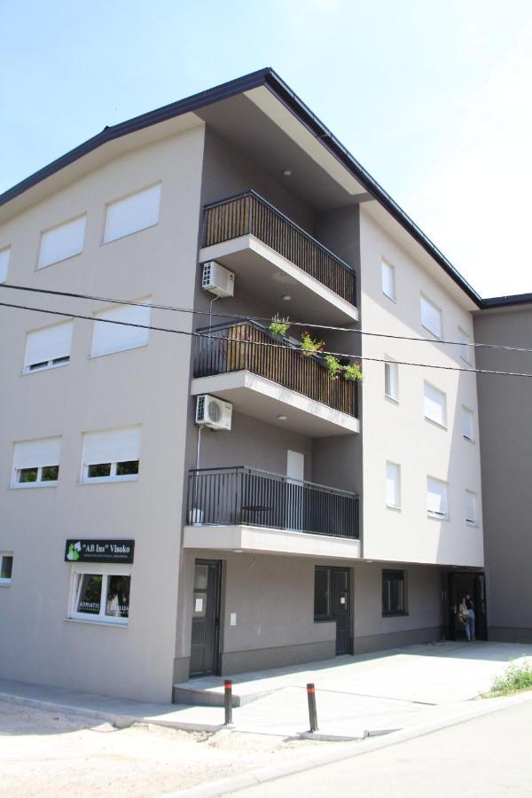 Vip Apartment Високо Экстерьер фото
